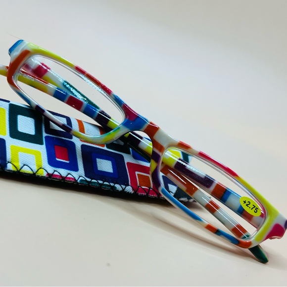 NEW GEOMETRIC NARROW READERS. FEATURES MULTI-COLOR DESIGN WITH MATCHING CASE - Picture 5 of 8